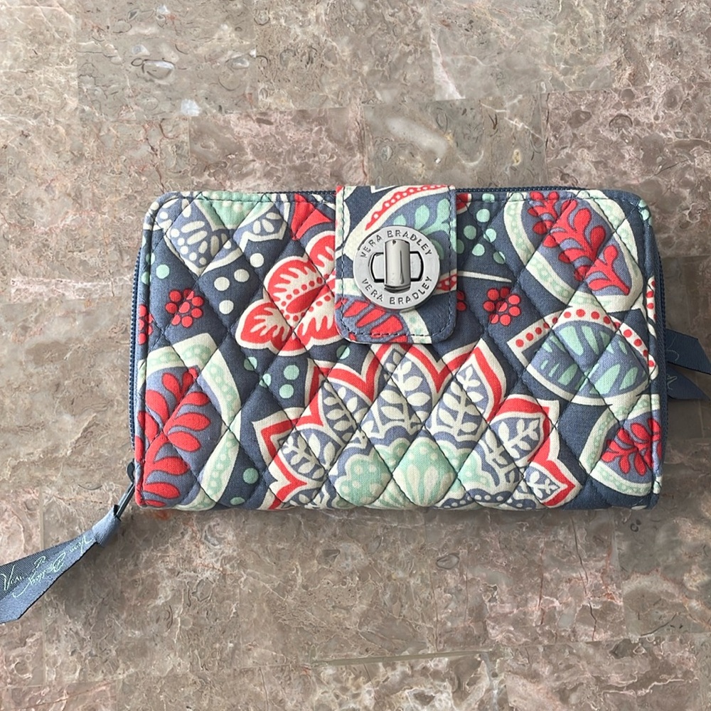 Vera Bradley wallet